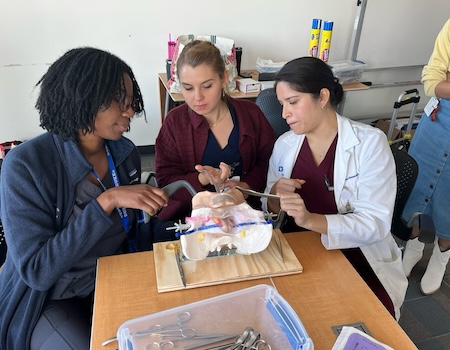 Residents in TVH simulation lab